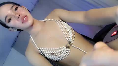 koreandoll_yuri online show from October 21, 2025, 8:48 am