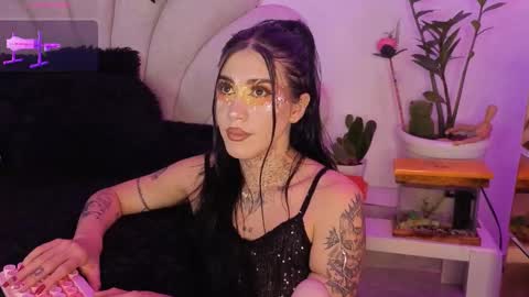 korolova online show from October 10, 2025, 1:04 am