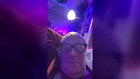 korysmith568 online show from February 10, 2026, 3:43 am