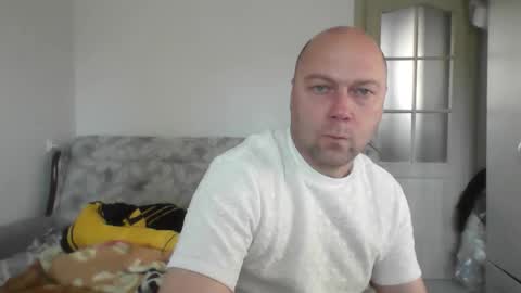 koshkaalpha online show from April 28, 2026, 6:29 am