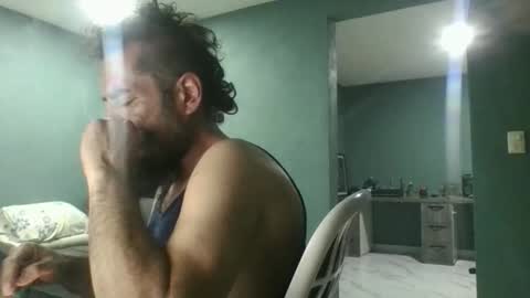 Koto Bombon online show from November 25, 2025, 3:28 am