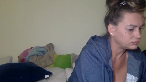 koyoteej online show from March 3, 2025, 2:37 pm