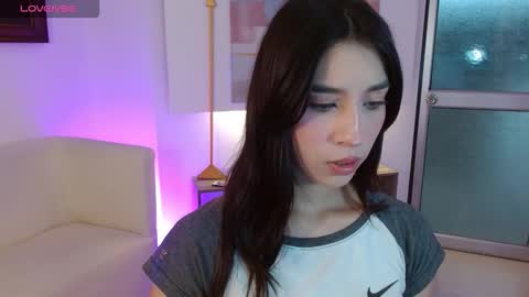 Snapshot of koyuki_san chatting on December 15, 2025, 12:09 pm Elizabeth online show from December 15, 2025, 12:09 pm