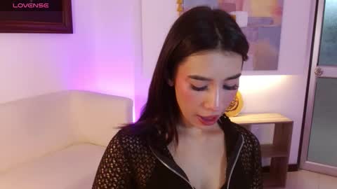 Snapshot of koyuki_san chatting on December 18, 2025, 12:11 pm Elizabeth online show from December 18, 2025, 12:11 pm