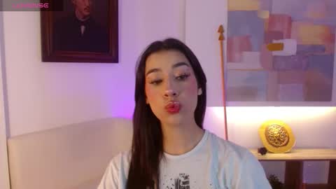 Snapshot of koyuki_san chatting on December 22, 2025, 12:02 pm Elizabeth online show from December 22, 2025, 12:02 pm