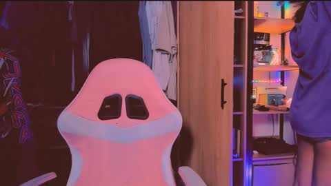 Khloe online show from March 15, 2026, 5:24 am