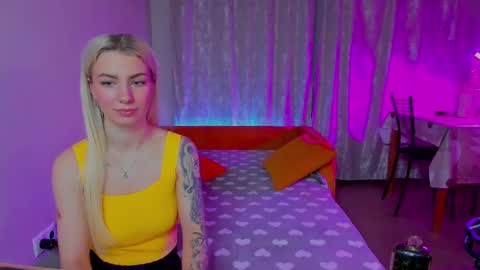 Lisandra online show from February 22, 2025, 8:20 pm