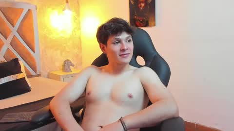 Snapshot of kraven_lust chatting on April 24, 2026, 3:31 am Kraven online show from April 24, 2026, 3:31 am