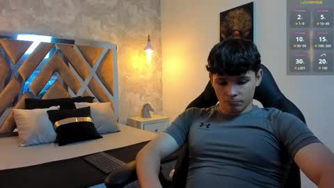 Snapshot of kraven_lust chatting on May 19, 2026, 3:02 am Kraven online show from May 19, 2026, 3:02 am