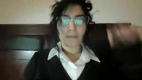 Snapshot of kreepyh0e_ chatting on June 8, 2026, 10:21 pm kreepyh0e_ online show from June 8, 2026, 10:21 pm