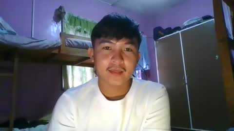 Snapshot of krezikeed chatting on September 12, 2025, 4:12 am krezikeed online show from September 12, 2025, 4:12 am