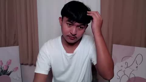 krezikeed online show from December 4, 2025, 7:39 am