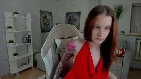 Snapshot of krisdoeil chatting on November 26, 2025, 9:21 am krisdoeil online show from November 26, 2025, 9:21 am