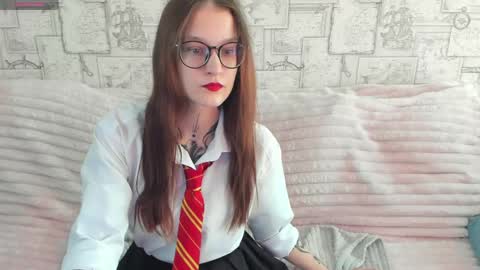 Snapshot of krisdoeill chatting on May 27, 2026, 2:19 am krisdoeill online show from May 27, 2026, 2:19 am