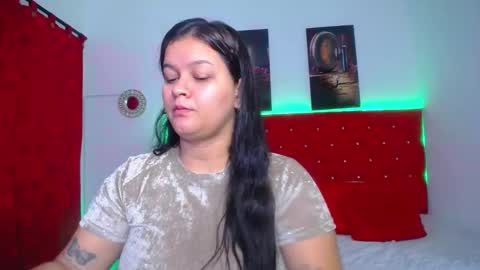 kriss_sweetboobs online show from February 15, 2025, 12:11 pm