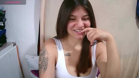 krissone online show from March 3, 2026, 9:42 pm