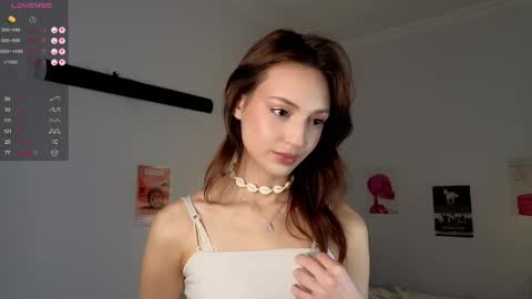 Snapshot of krisss__kisss chatting on April 20, 2026, 6:42 pm Kriss online show from April 20, 2026, 6:42 pm