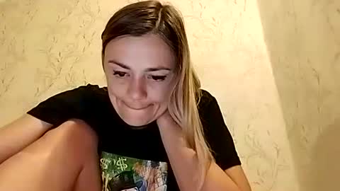 KrissSexi online show from September 28, 2025, 7:08 pm