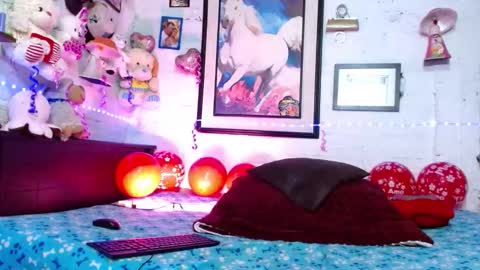 krisstal703358 online show from December 20, 2025, 8:10 am