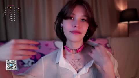 Sarah online show from October 8, 2025, 1:14 am