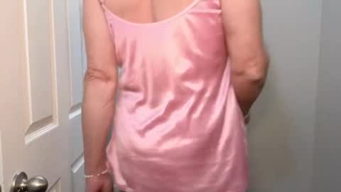 Kristal Mountain online show from February 17, 2026, 4:53 am