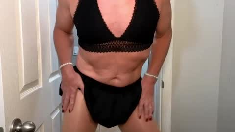 Kristal Mountain online show from March 30, 2026, 4:35 am