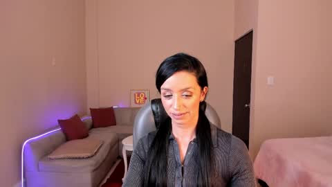 Snapshot of kristen_garner chatting on May 25, 2026, 8:26 pm Sophia online show from May 25, 2026, 8:26 pm