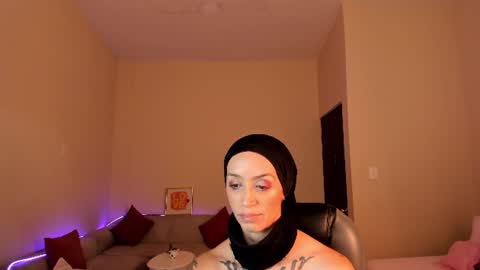 Sophia online show from July 1, 2026, 7:24 pm