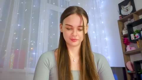 Snapshot of kristen_sayles chatting on February 21, 2025, 7:43 pm Kris online show from February 21, 2025, 7:43 pm