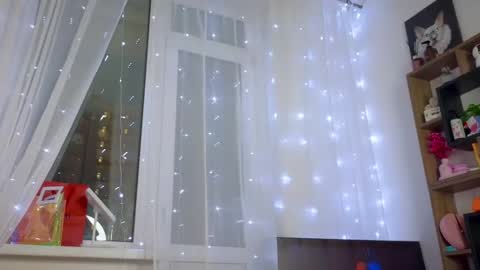 Snapshot of kristen_sayles chatting on February 23, 2025, 11:25 pm Kris online show from February 23, 2025, 11:25 pm