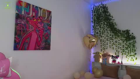 Snapshot of kristen_sayles chatting on September 10, 2025, 8:09 pm Kris online show from September 10, 2025, 8:09 pm