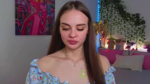 Snapshot of kristen_sayles chatting on September 21, 2025, 5:47 pm Kris online show from September 21, 2025, 5:47 pm