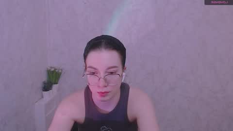 Kristen online show from March 6, 2026, 9:50 am