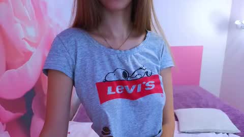 Snapshot of kristina_adel chatting on October 16, 2025, 6:36 am Kristina Adel online show from October 16, 2025, 6:36 am