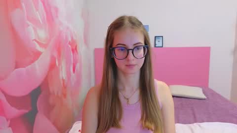 Kristina Adel online show from January 12, 2026, 7:35 am