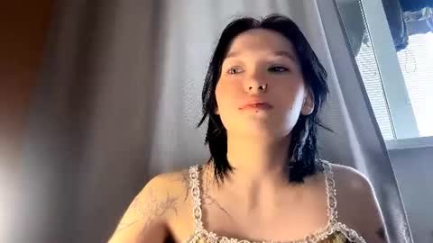 Snapshot of kristinaetoile chatting on July 21, 2026, 10:39 am kristinaetoile online show from July 21, 2026, 10:39 am