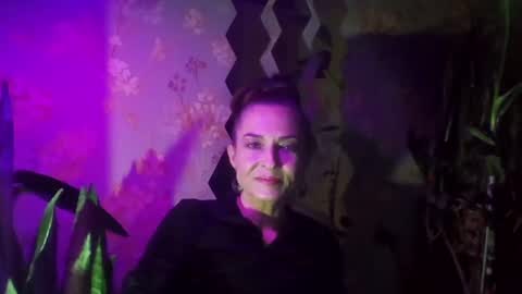 Snapshot of kristinagold44 chatting on January 14, 2025, 4:29 pm Kristina online show from January 14, 2025, 4:29 pm