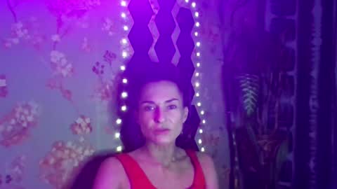 Snapshot of kristinagold44 chatting on March 5, 2025, 9:48 pm Kristina online show from March 5, 2025, 9:48 pm