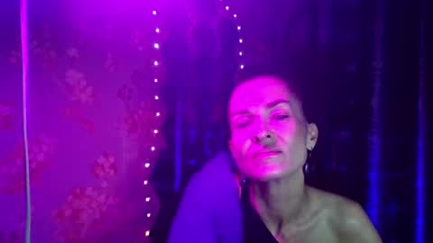 Snapshot of kristinagold44 chatting on March 8, 2025, 10:13 pm Kristina online show from March 8, 2025, 10:13 pm