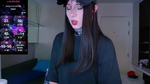 kristina online show from February 20, 2025, 11:42 am