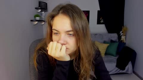 Snapshot of kristinalevis chatting on January 14, 2025, 3:01 am Kristina online show from January 14, 2025, 3:01 am