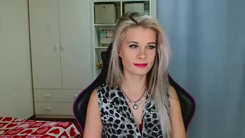 KristineAmore online show from February 3, 2026, 7:24 am