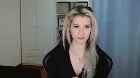 KristineAmore online show from March 18, 2026, 7:11 am