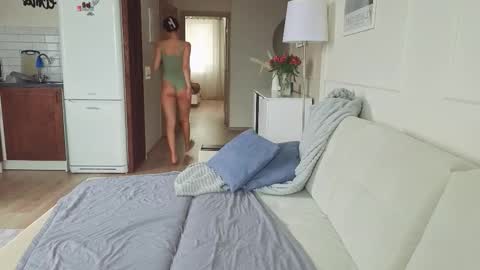 Kristi online show from October 19, 2025, 6:47 am