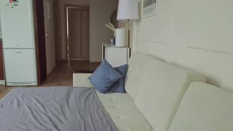 Kristi online show from April 5, 2026, 4:42 am