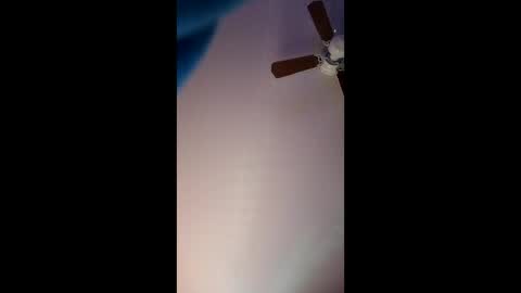 Snapshot of kristinfee chatting on October 22, 2025, 10:09 pm kristinfee online show from October 22, 2025, 10:09 pm