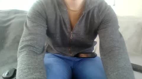 kristoffer220 online show from December 15, 2025, 1:04 pm