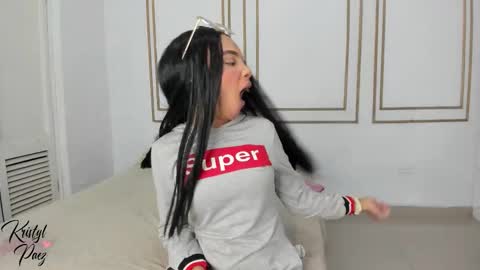 Cristina online show from November 14, 2025, 7:34 pm