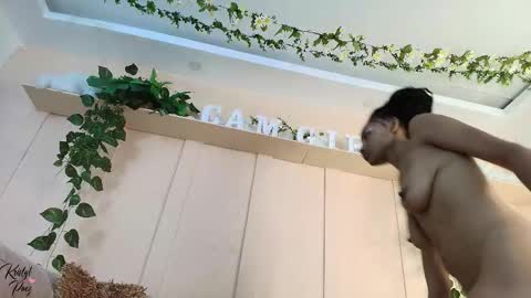 Snapshot of kristyl_paez chatting on February 9, 2026, 8:24 pm Cristina online show from February 9, 2026, 8:24 pm