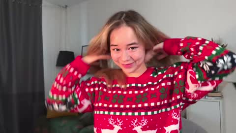 Snapshot of kristyspiritedaway chatting on January 1, 2025, 8:35 am Kristy Nip slip shady Best model on CB online show from January 1, 2025, 8:35 am